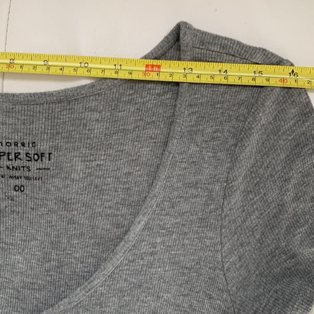 Torrid Gray Button-Front Tunic Top - Picture 4 of 6